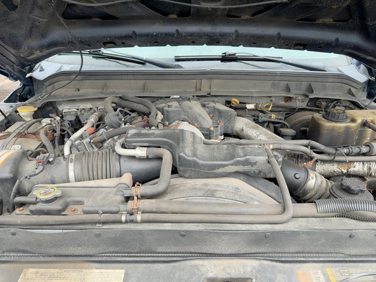 2014-ford-f350-image-16