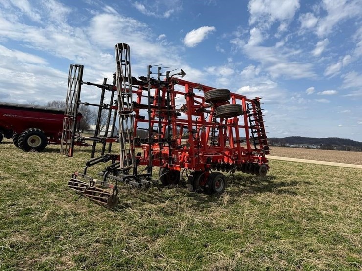 kuhn-landsman-6205-field-finisher-image-5