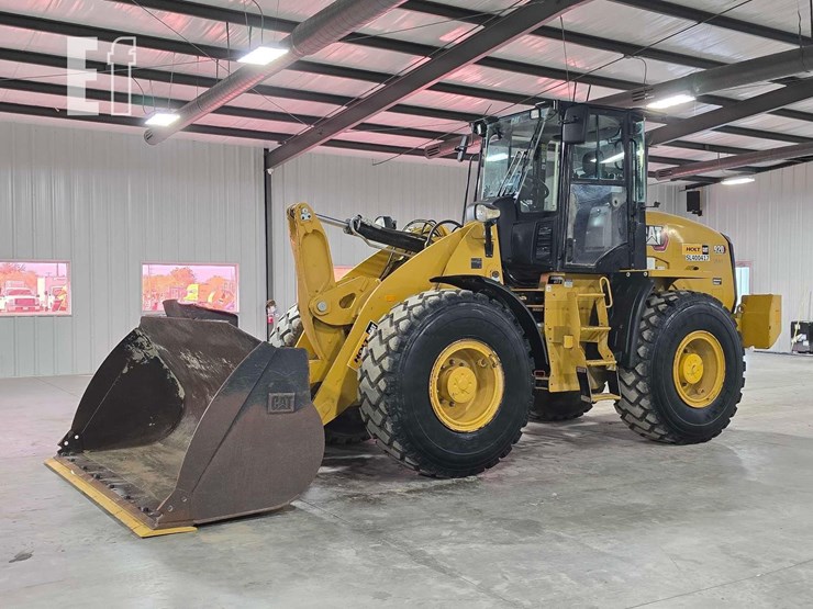 2021-caterpillar-920-image-1