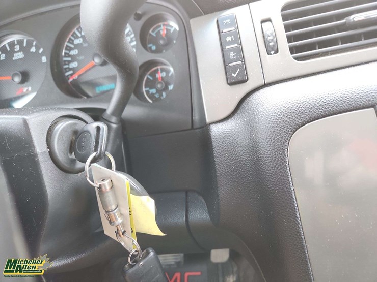 2013-gmc-sierra-1500-slt-image-25