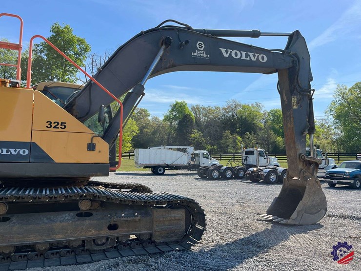 2017-volvo-ec300el-image-56