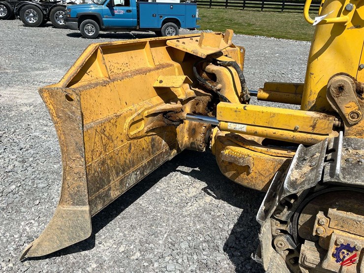 2018-komatsu-d51exi-24-image-27