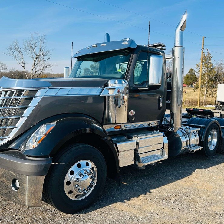 2024 INTERNATIONAL LONESTAR