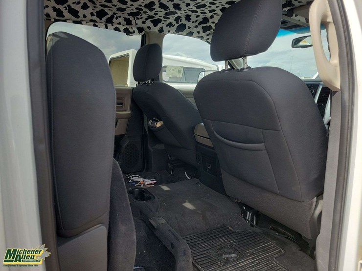 2010-dodge-ram-1500-image-23