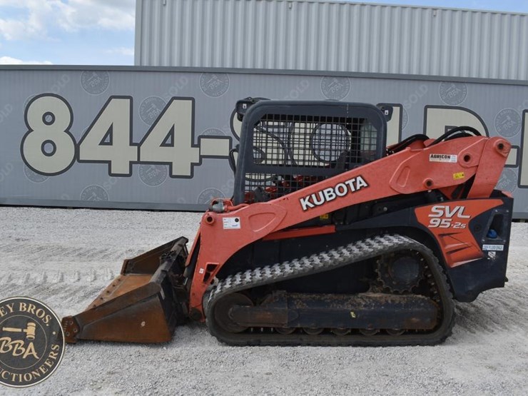 2019-kubota-svl95-2s-image-4