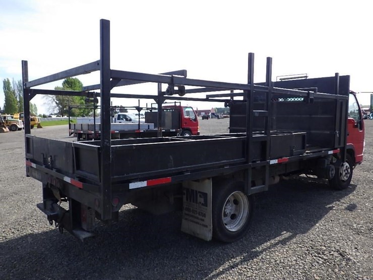 2007-isuzu-nqr-image-5