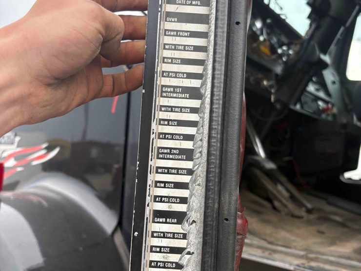 1985-kenworth-w900-image-18