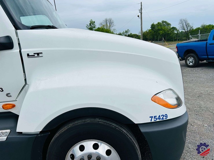 2024-international-lt62f-t/a-truck-tractor-image-36