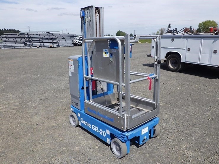 2013-genie-gr20-image-3