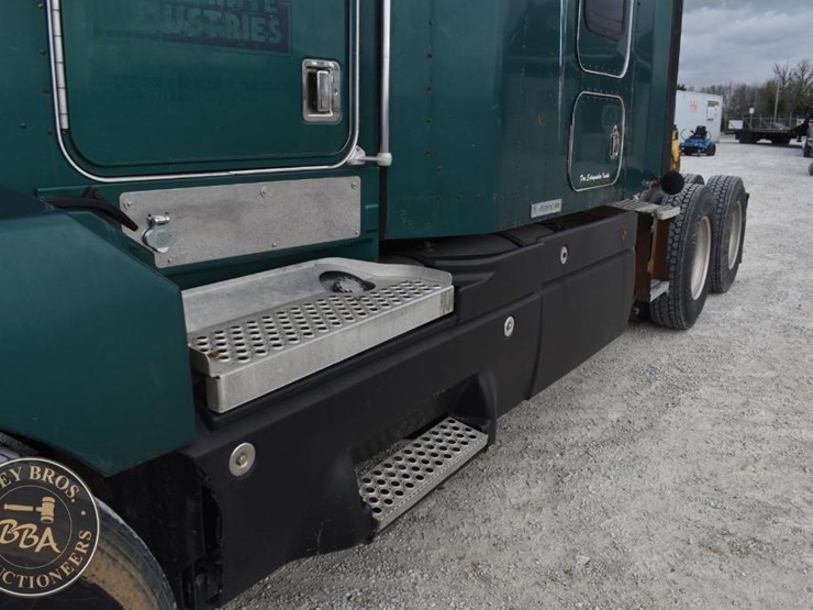 2000-kenworth-t600-image-10