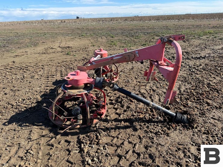 simak-hm-300-tedder-image-5