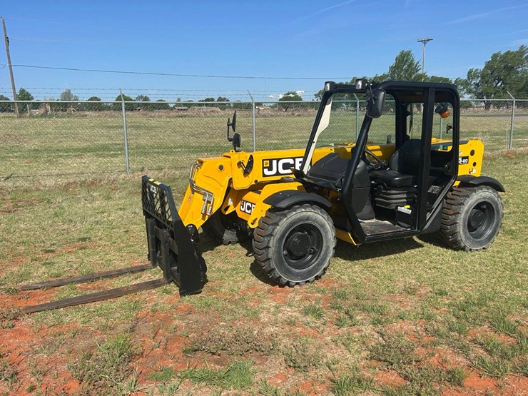 2024-jcb-505-20-image-1