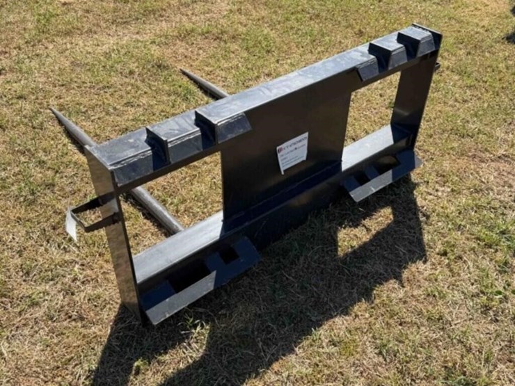 jct-skid-steer-bale-spikes-image-2