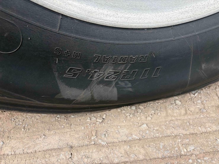 2001-kenworth-t800-image-6