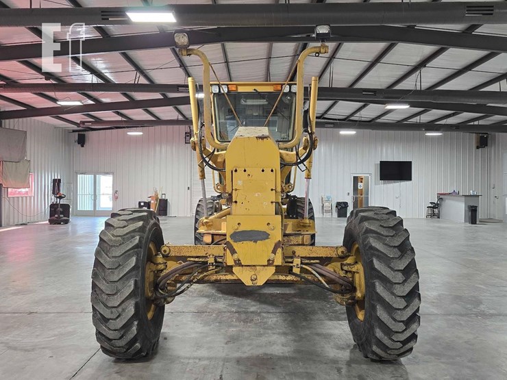 1997-caterpillar-143h-image-7