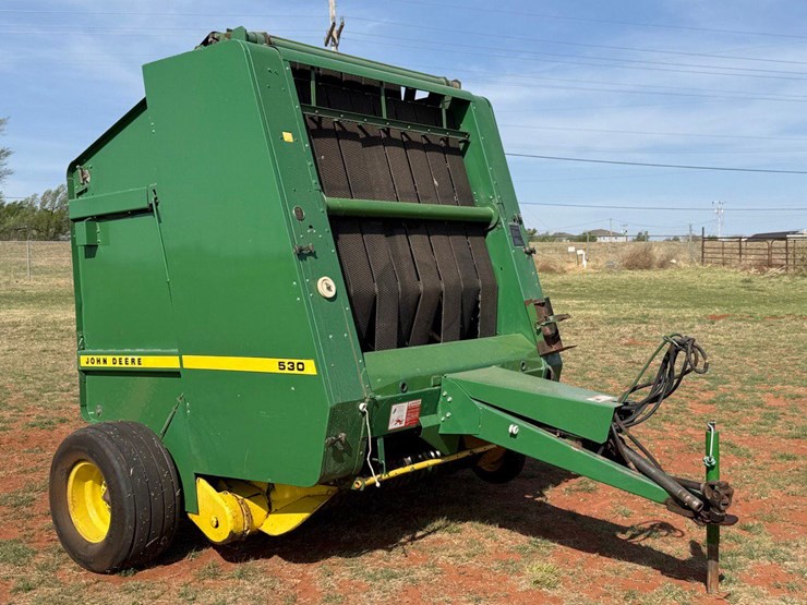 john-deere-530-image-1