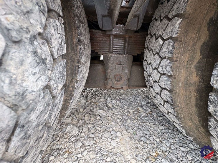 2007-international-sf525-t/a-dump-truck-image-44