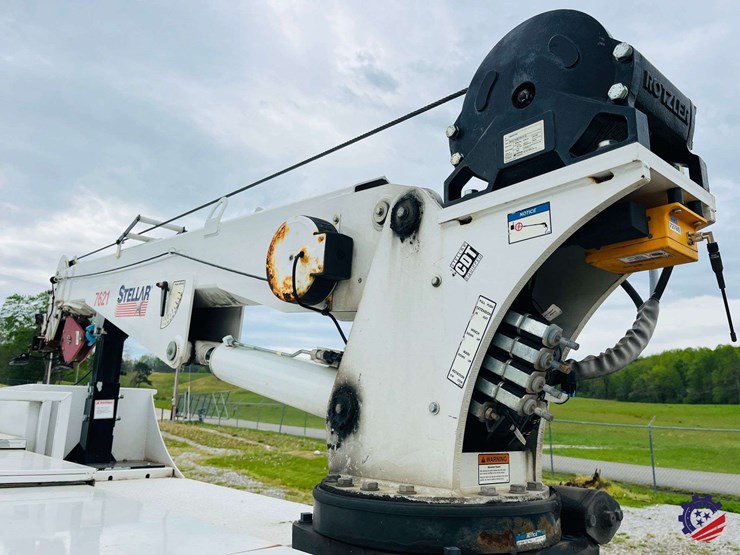 2018-ford-f550-image-41