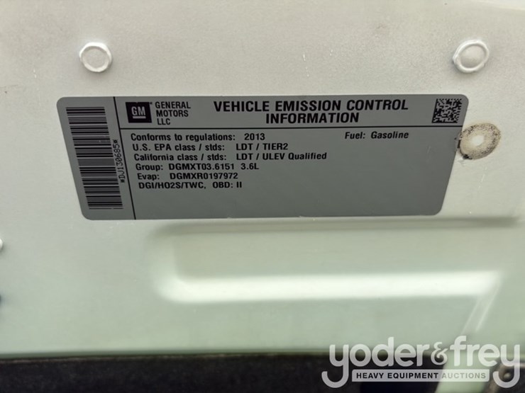 2013-chevrolet-traverse-image-30