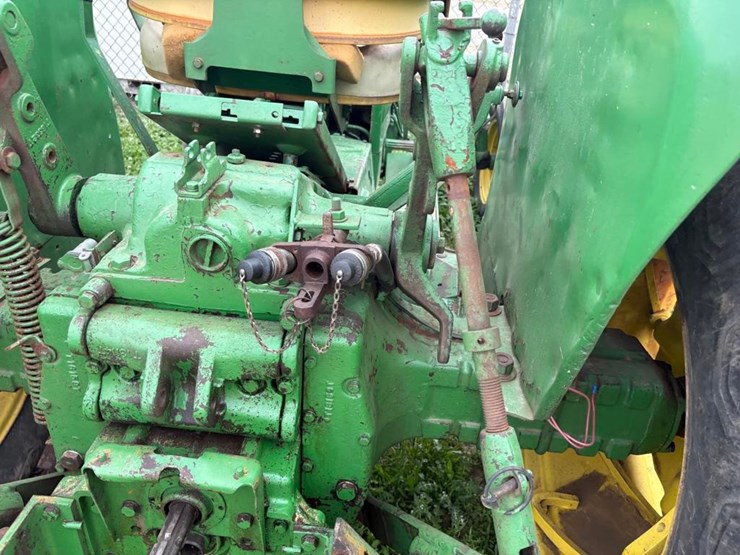 2010-john-deere-2010-image-12
