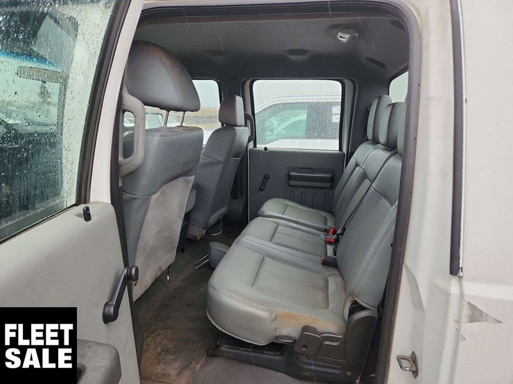 2015-ford-f550-image-18