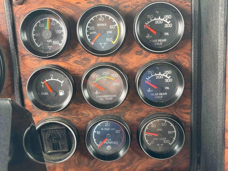 2001-kenworth-t800-image-14