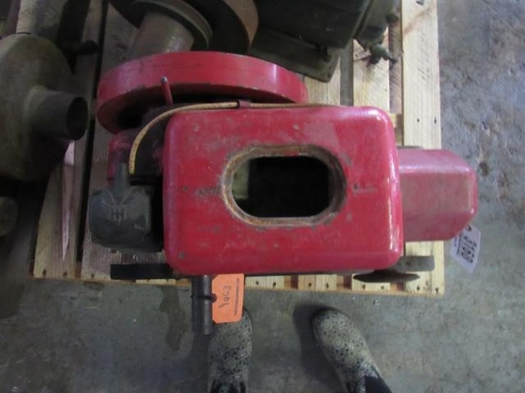 international-hit-&-miss-engine-image-7