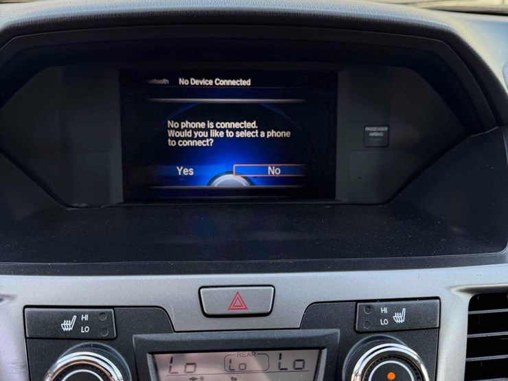 2015-honda-odyssey-image-16