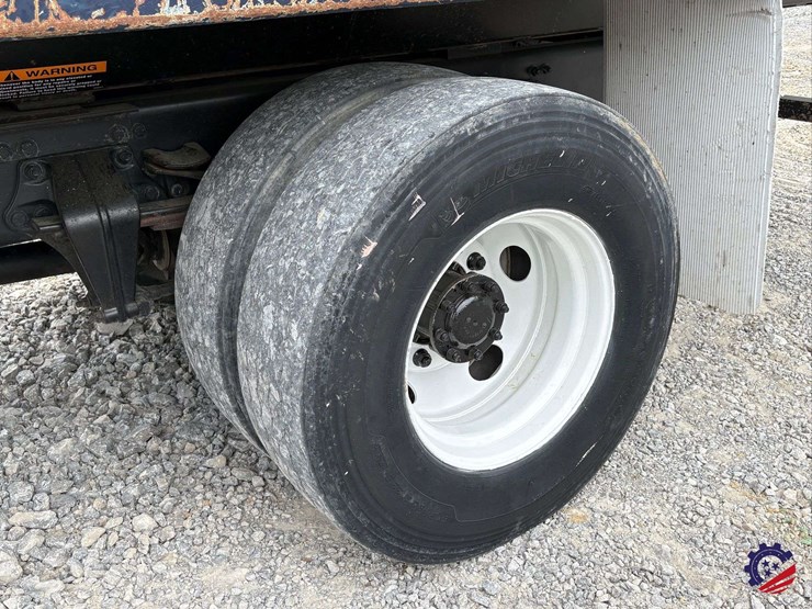 2019-western-star-4700-image-8