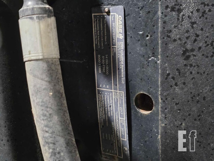 2017-case-ih-magnum-340-image-36