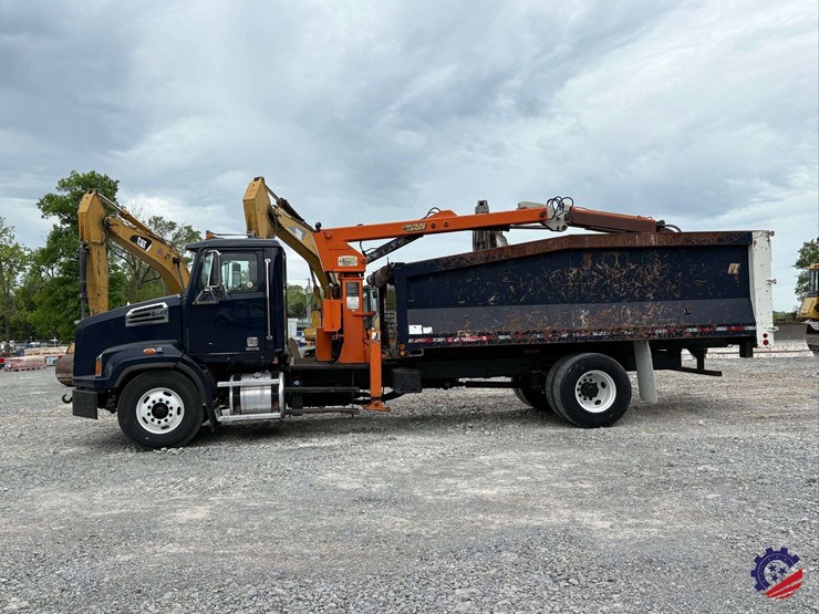 2019-western-star-4700-image-2