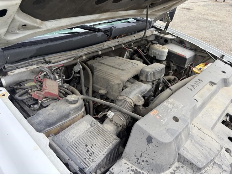 2012-gmc-sierra-2500-image-7