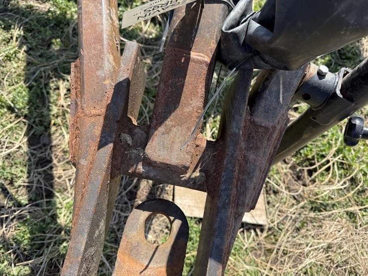 brillion-soil-commander-7-shank-deep-ripper-image-19