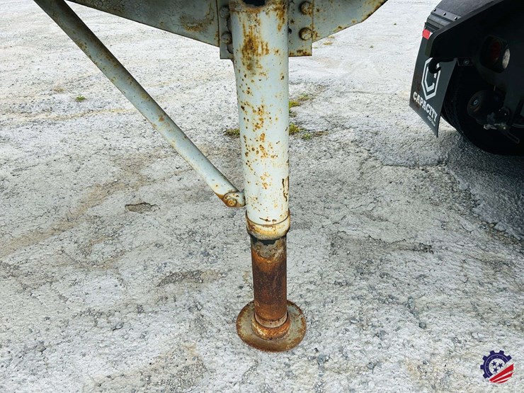 fruehauf-28ft-image-23