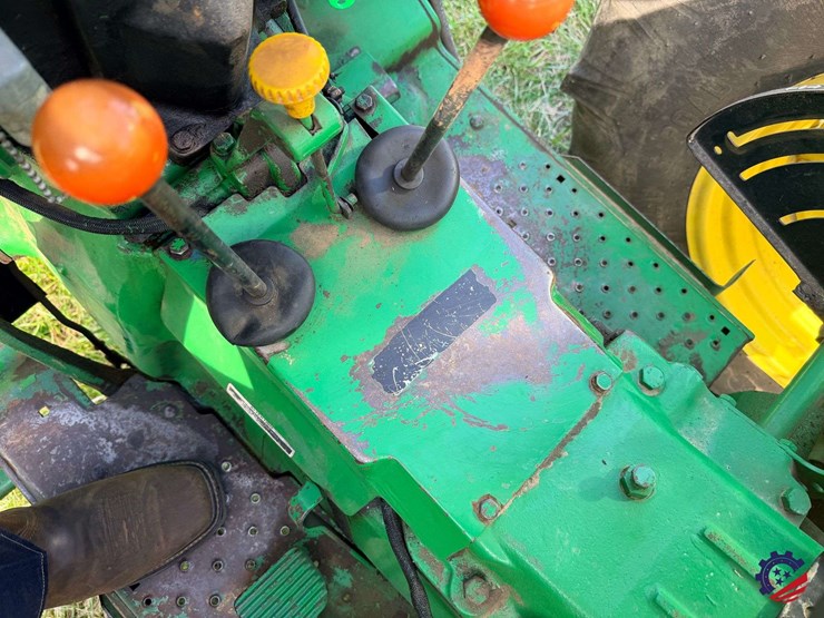 john-deere-2640-image-55