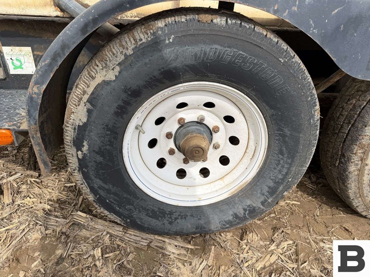 caterpillar-xq225-image-9