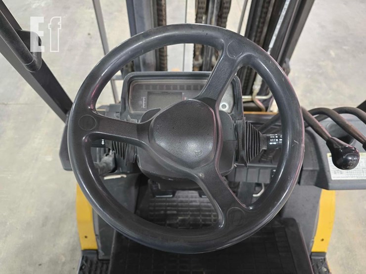 2021-caterpillar-gp25n-image-14