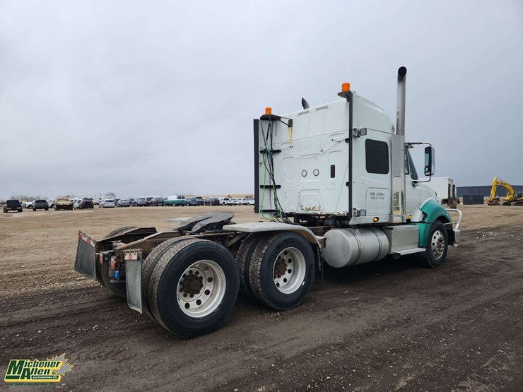 2014-international-prostar-image-3