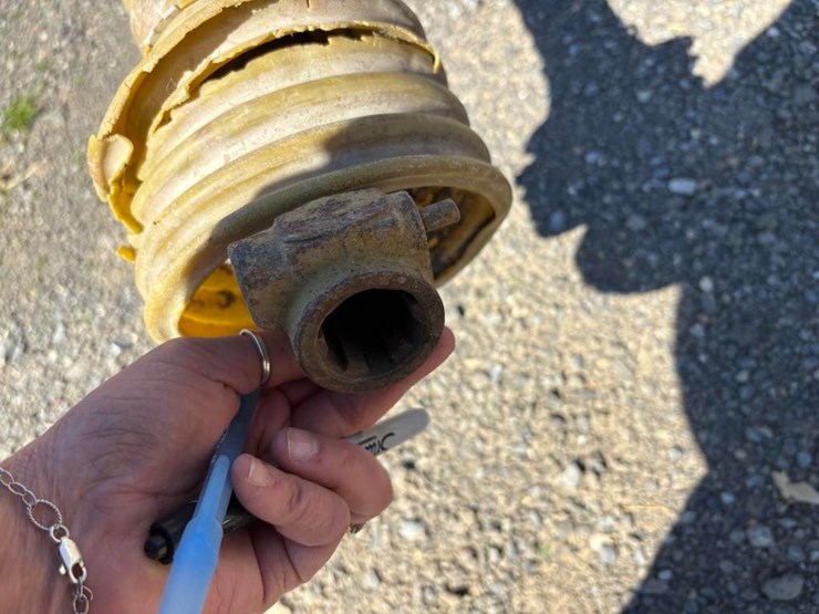 new-holland-163-image-3