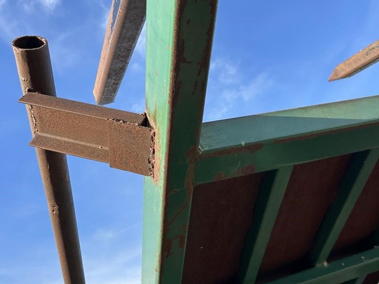 bale-king-vortex-2010-image-32