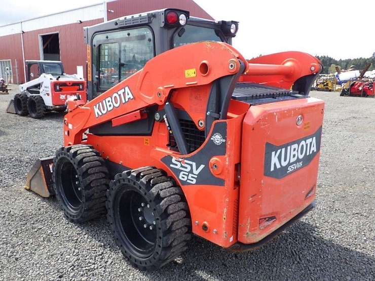 2020-kubota-ssv65-image-7