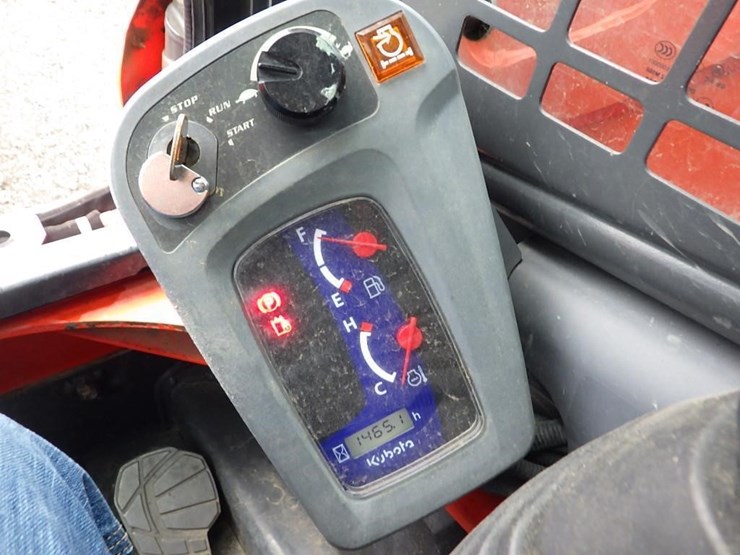 2020-kubota-ssv65-image-28