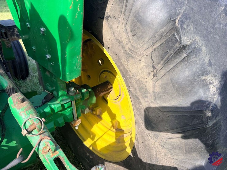 john-deere-2640-image-34