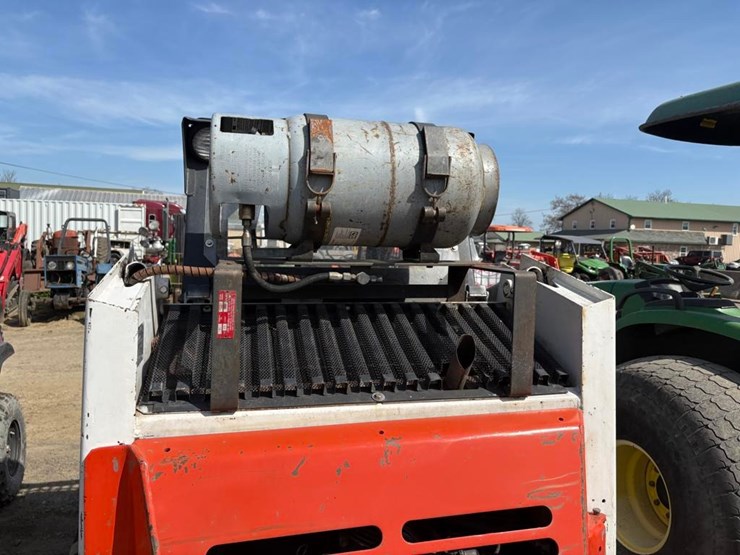 bobcat-742b-image-11