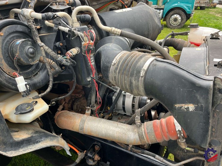 2006-ford-f750-image-38