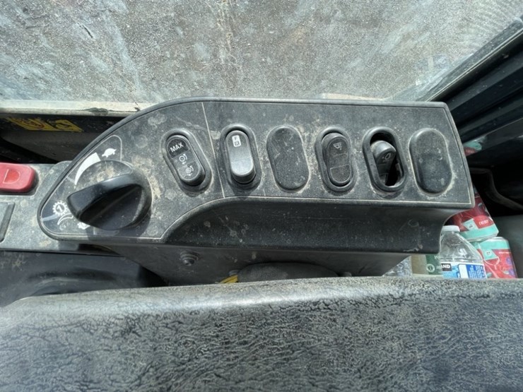 2019-komatsu-wa320-8-image-26