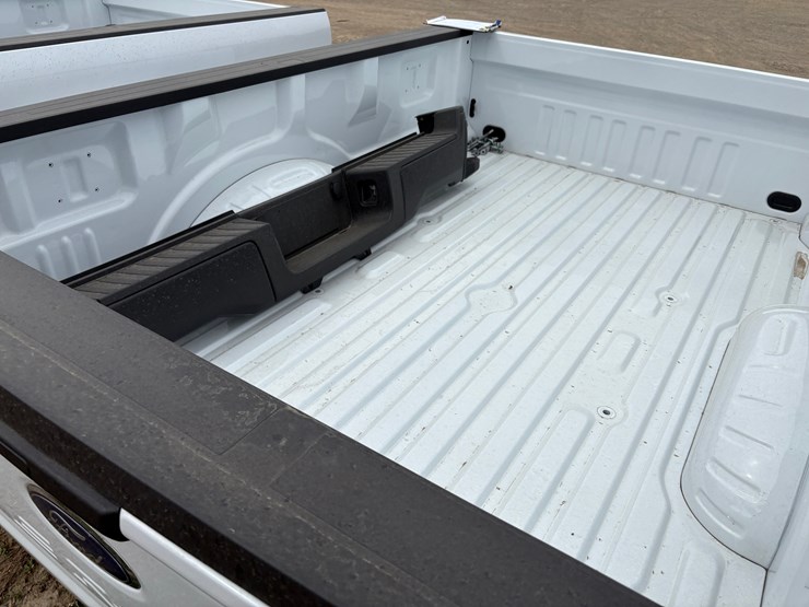 2024-ford-truck-bed-image-3