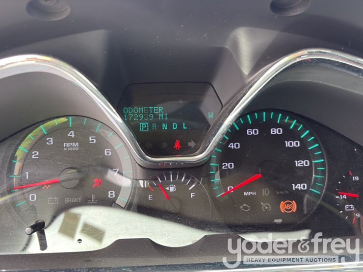 2013-chevrolet-traverse-image-35