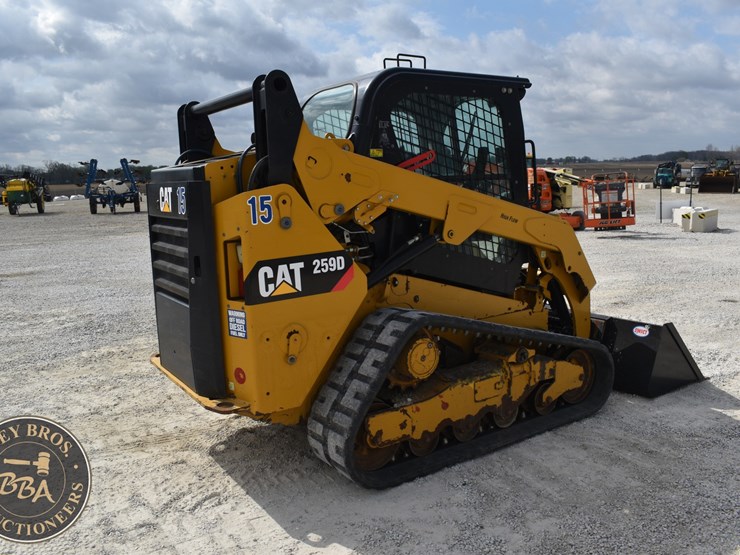 2017-caterpillar-259d-image-12