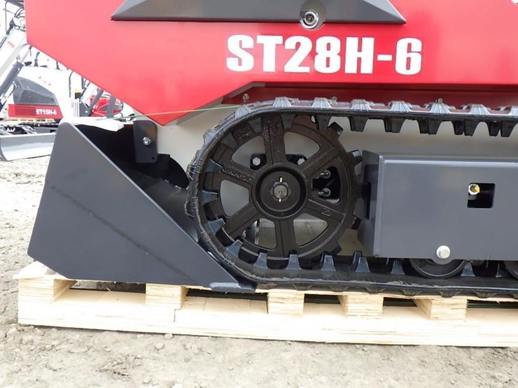 2026-bttl-st28h-6-skid-steer-tracked-loader-image-7